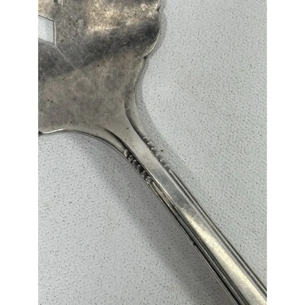 Oneida Tudor Plate Queen Bess II Pierced Pie Server Pastry Cake Serving Spoon